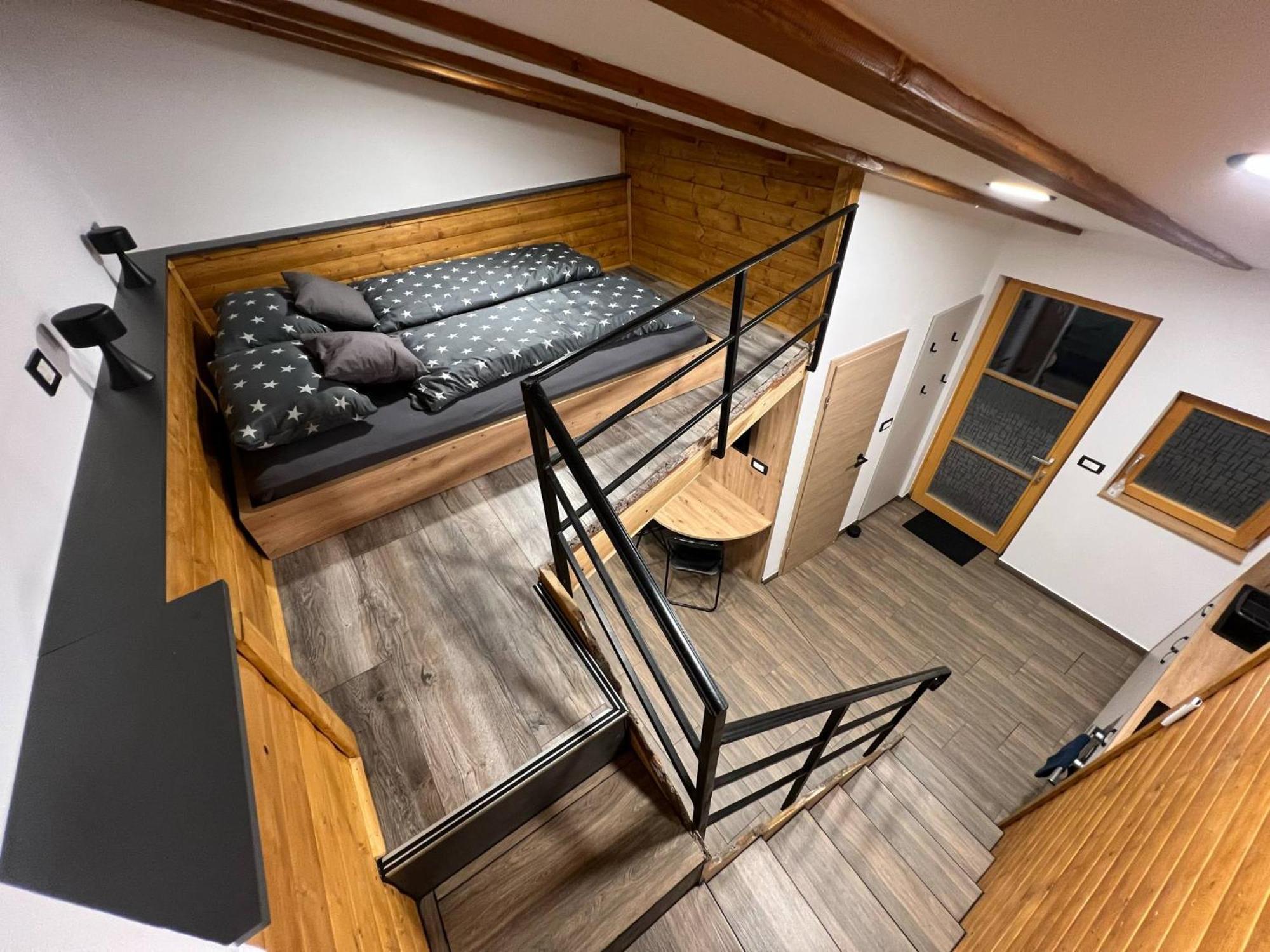 Apartma Mia Črni Kal 외부 사진